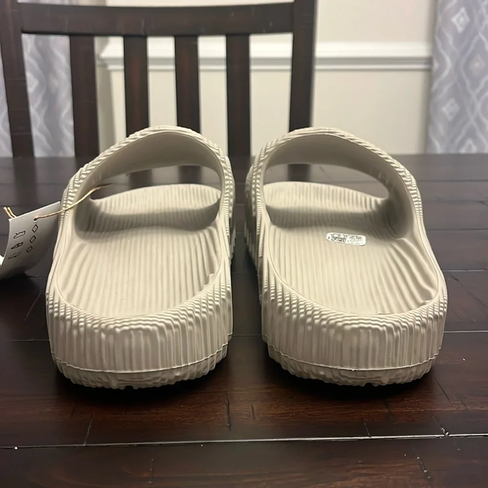 Adidas Adilette 22 Slides Shoes Sandals new HQ4670 Brown Mens Sizes 10